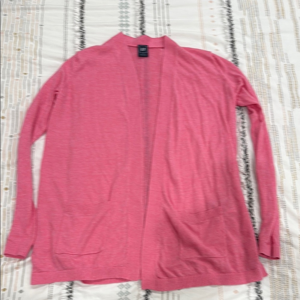 5/$22 Women's Pink Cardigan Sweater